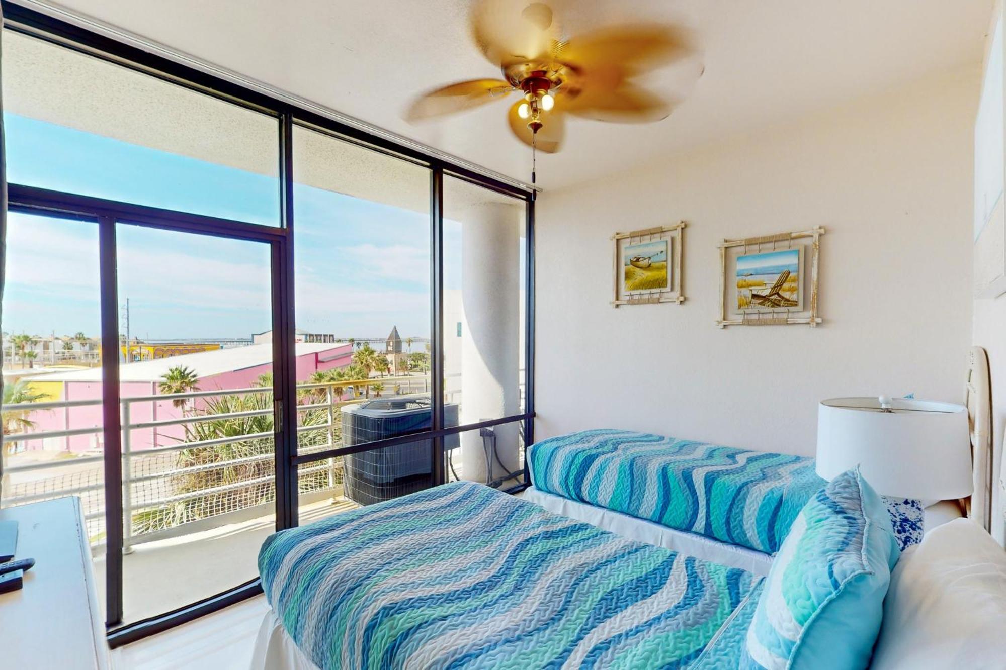 Sunchase IV Villa South Padre Island Room photo