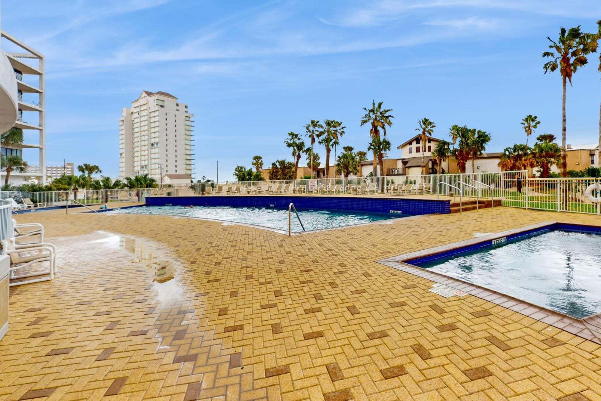 Sunchase IV Villa South Padre Island Room photo