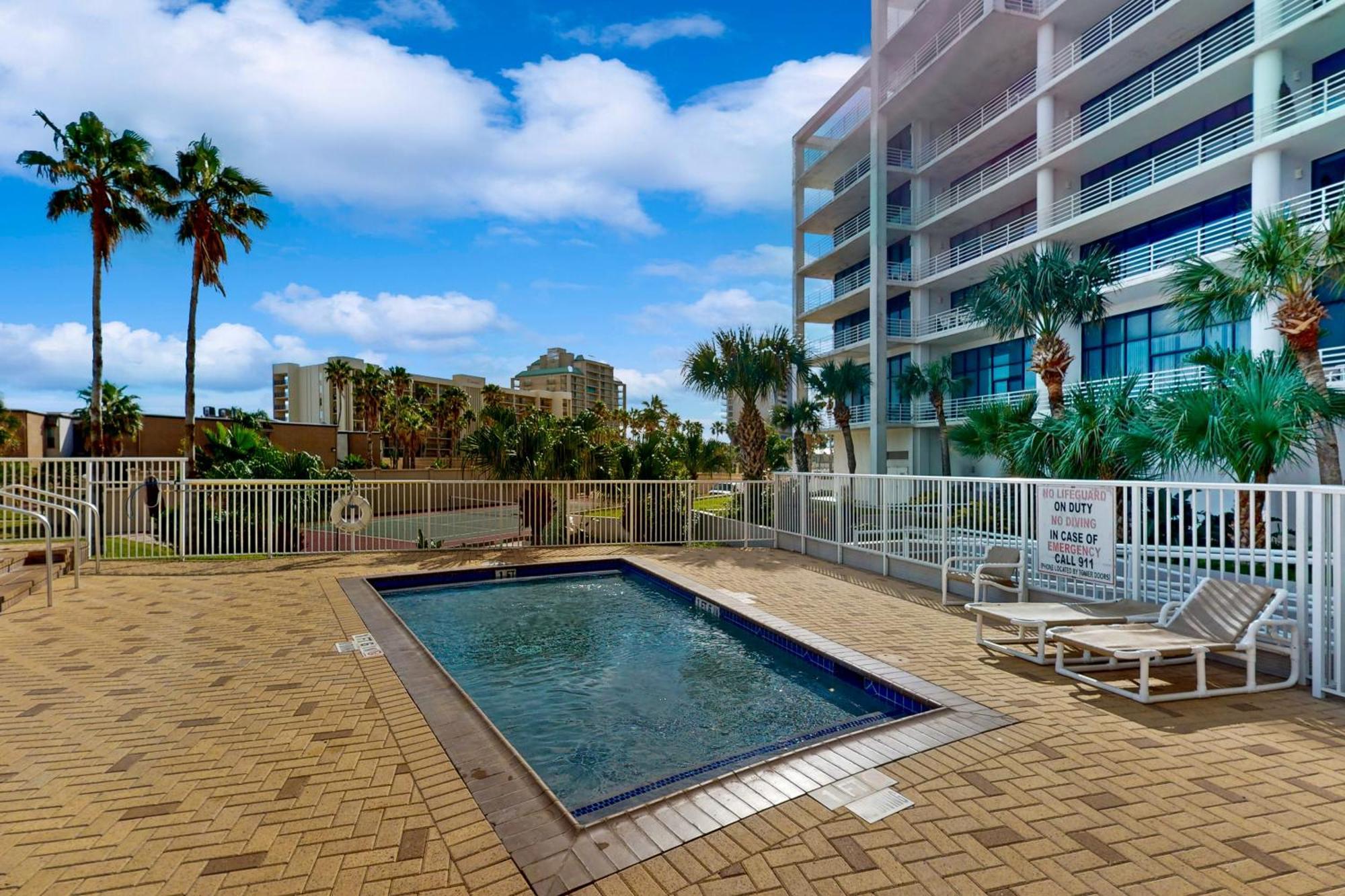 Sunchase IV Villa South Padre Island Room photo