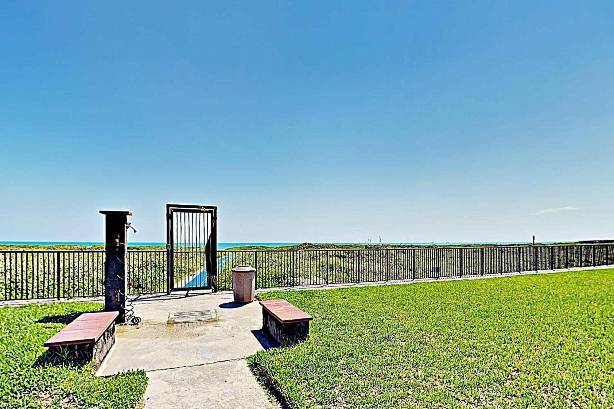 Sunchase IV Villa South Padre Island Room photo