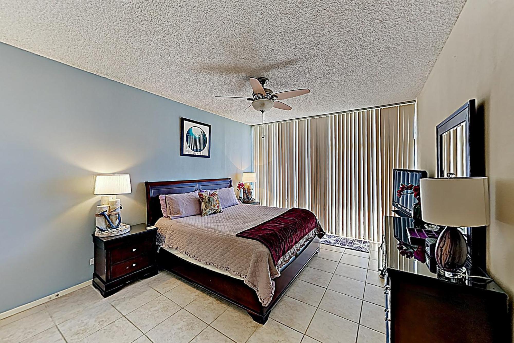 Sunchase IV Villa South Padre Island Room photo
